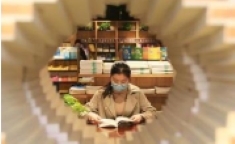 世界讀書日-讓我們一起快樂地讀書，翱翔在書的海洋里！